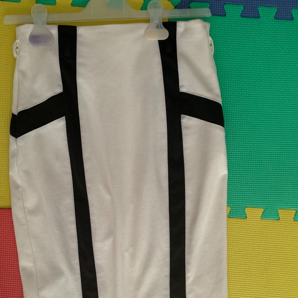 Women skirt